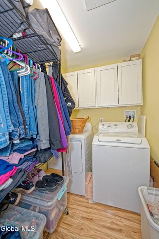 100 Howe Road, Greenfield, NY 12833