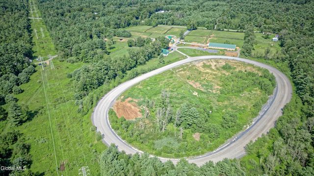 100 Howe Road, Greenfield, NY 12833