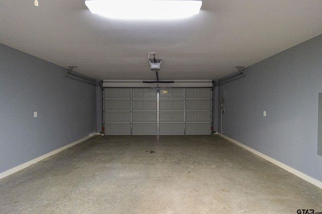 19842 N Meadow West Lane, Flint, TX 75762