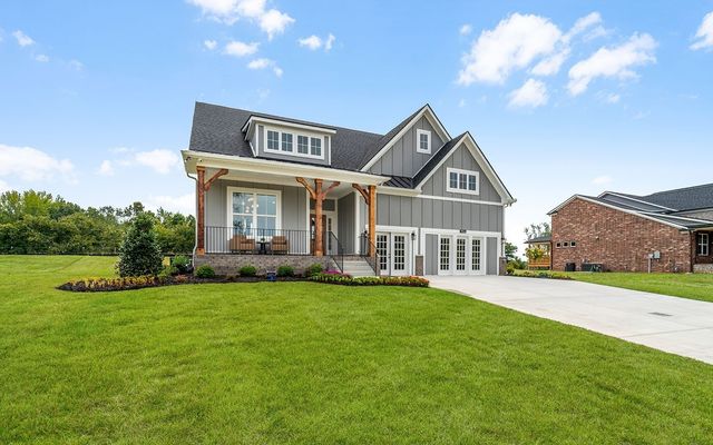 7904 Pine Street, Fairview, TN 37062