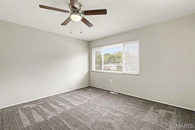 2640 Suffolk Place, Florissant, MO 63033