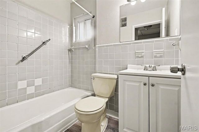 2640 Suffolk Place, Florissant, MO 63033