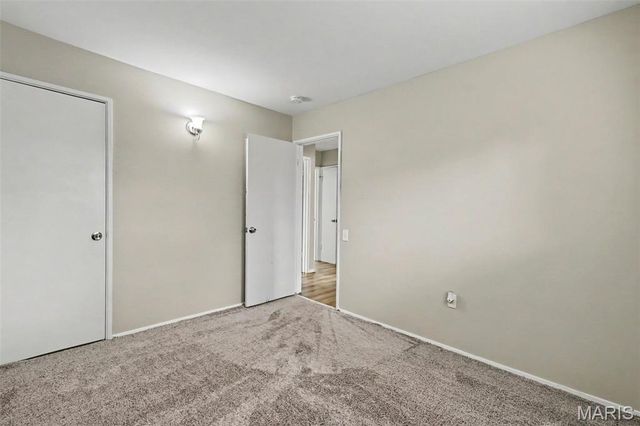 2640 Suffolk Place, Florissant, MO 63033