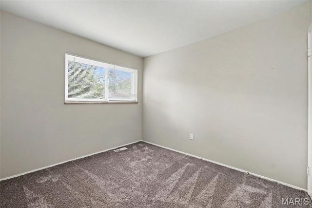 2640 Suffolk Place, Florissant, MO 63033