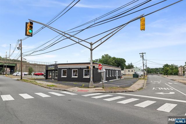 141 Mountainview Boulevard, Wayne, NJ 07470