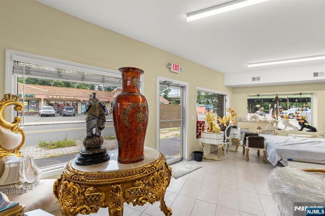 141 Mountainview Boulevard, Wayne, NJ 07470