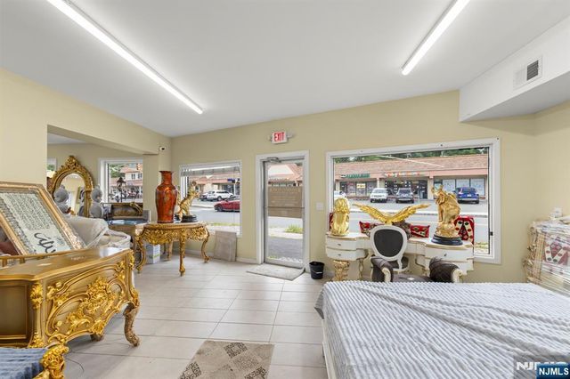 141 Mountainview Boulevard, Wayne, NJ 07470