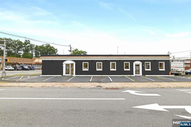 141 Mountainview Boulevard, Wayne, NJ 07470