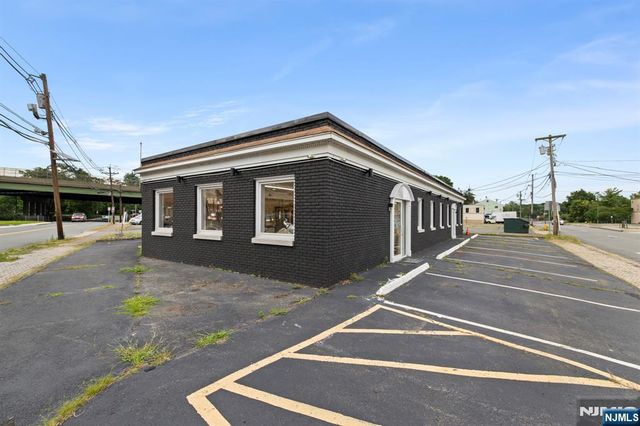 141 Mountainview Boulevard, Wayne, NJ 07470