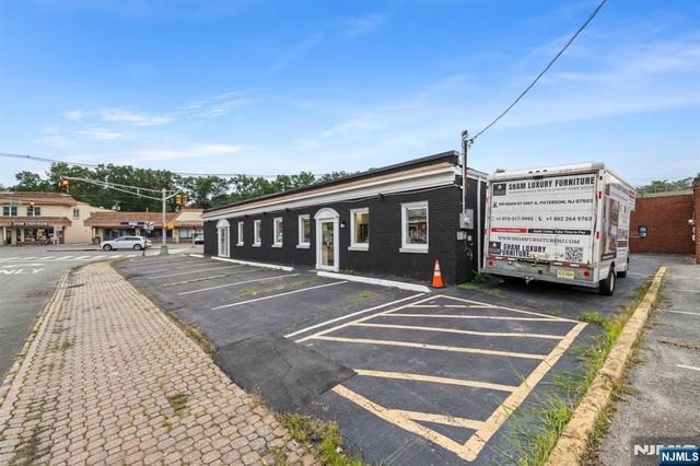 141 Mountainview Boulevard, Wayne, NJ 07470