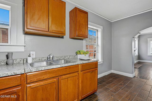 1955 HAPPER Street, El Paso, TX 79903