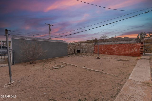 1955 HAPPER Street, El Paso, TX 79903