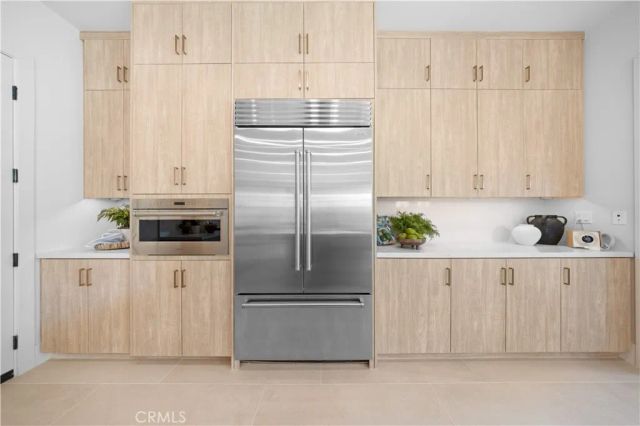 112 Oakstone, Irvine, CA 92618