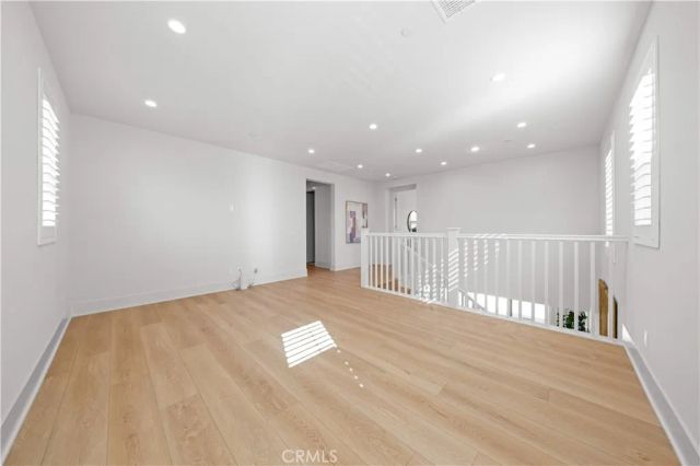 112 Oakstone, Irvine, CA 92618