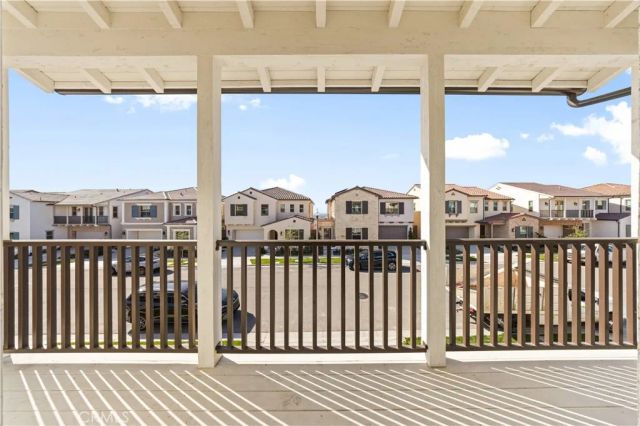 112 Oakstone, Irvine, CA 92618