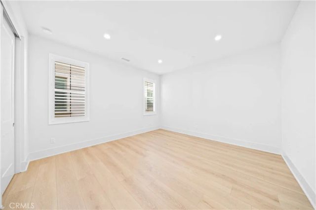 112 Oakstone, Irvine, CA 92618