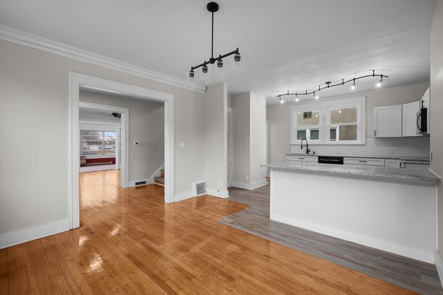 113 W South Street, Geneseo, IL 61254