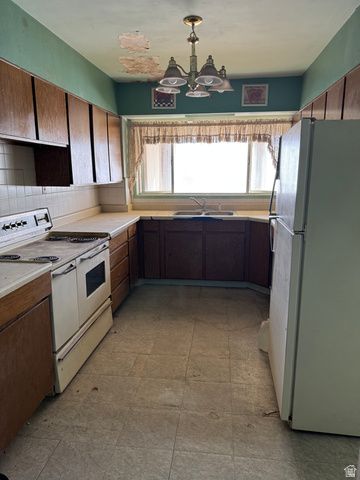 2660 S 8490 W, Magna, UT 84044