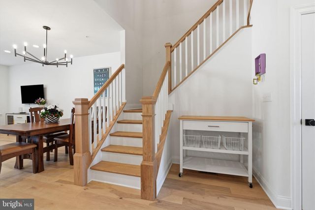 302 FOXTAIL LN, Chalfont, PA 18914