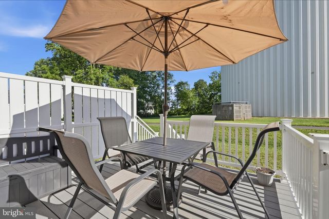 302 FOXTAIL LN, Chalfont, PA 18914