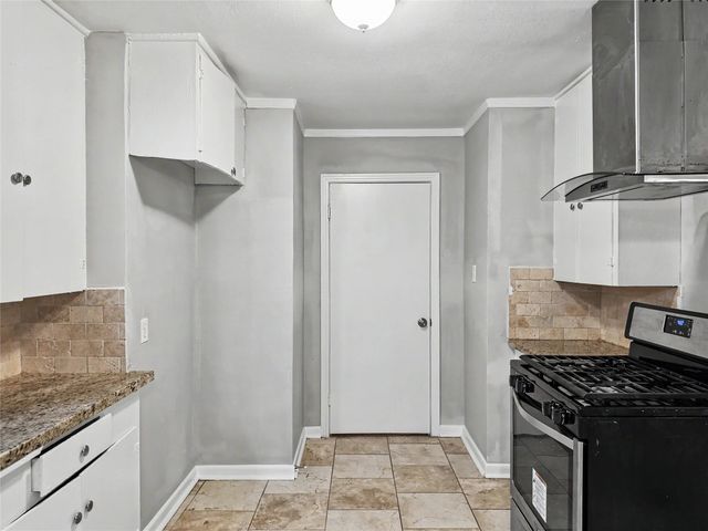 1223 Shawnee Street, Houston, TX 77034