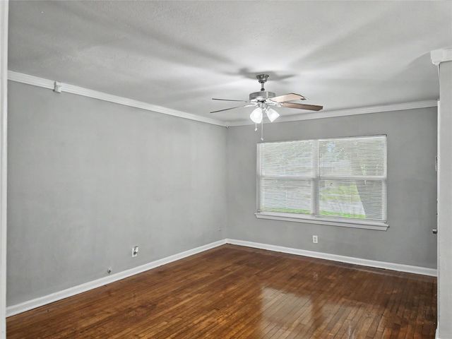 1223 Shawnee Street, Houston, TX 77034