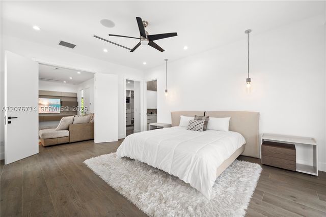 1629 NE 4th Pl, Fort Lauderdale, FL 33301