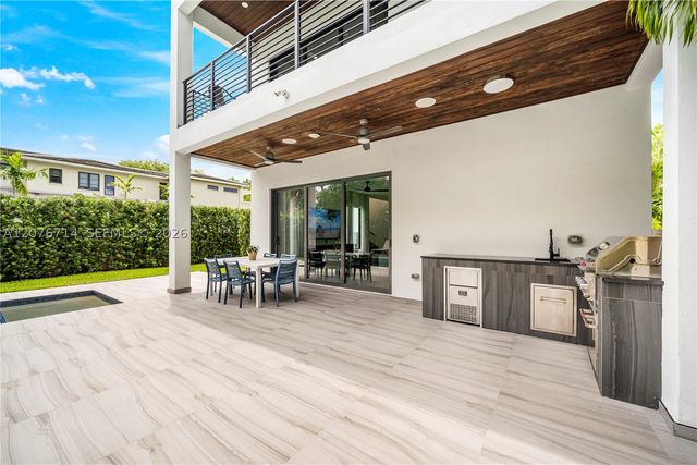 1629 NE 4th Pl, Fort Lauderdale, FL 33301