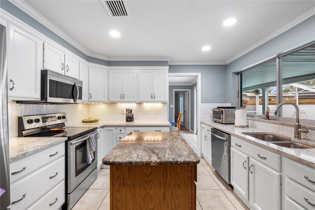 2215 BUENA VISTA DRIVE, Clearwater, FL 33764