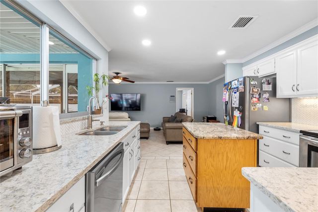2215 BUENA VISTA DRIVE, Clearwater, FL 33764