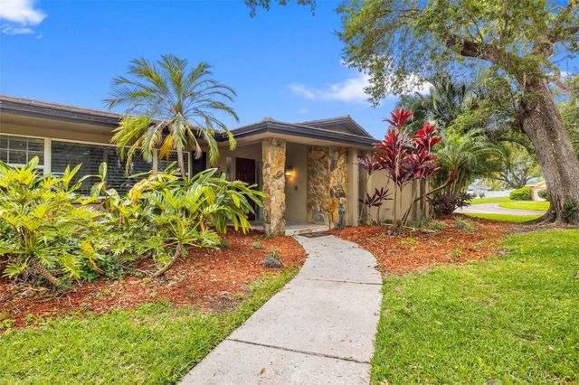 2215 BUENA VISTA DRIVE, Clearwater, FL 33764