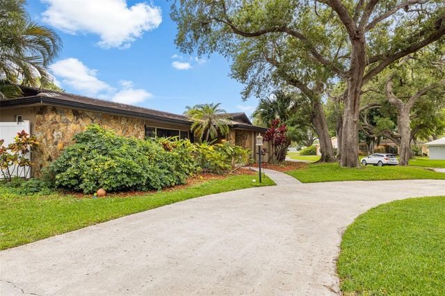 2215 BUENA VISTA DRIVE, Clearwater, FL 33764