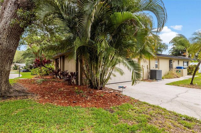 2215 BUENA VISTA DRIVE, Clearwater, FL 33764