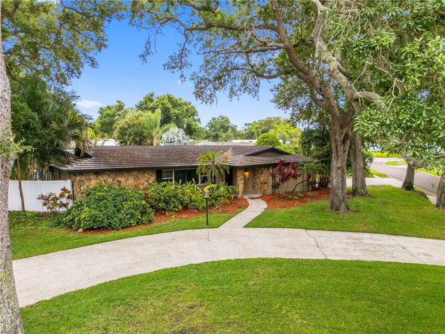 2215 BUENA VISTA DRIVE, Clearwater, FL 33764