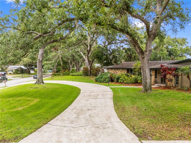 2215 BUENA VISTA DRIVE, Clearwater, FL 33764