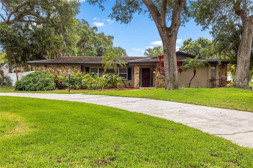 2215 BUENA VISTA DRIVE, Clearwater, FL 33764