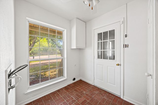 7609 Spring Valley Road, Dallas, TX 75254