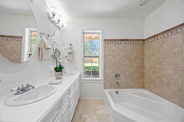 7609 Spring Valley Road, Dallas, TX 75254