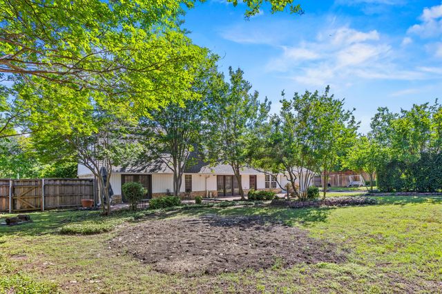 7609 Spring Valley Road, Dallas, TX 75254