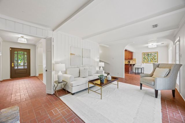 7609 Spring Valley Road, Dallas, TX 75254