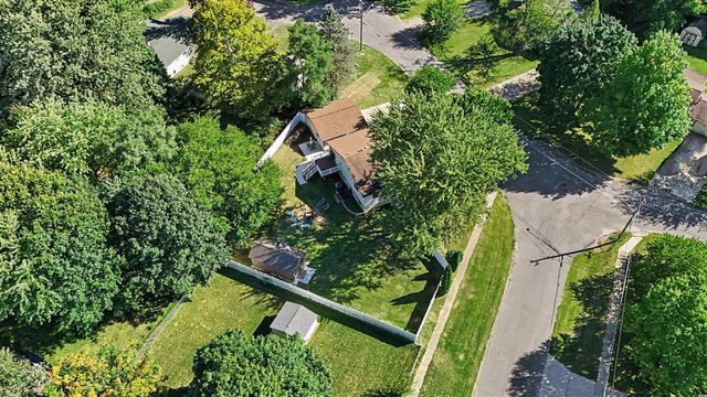 1300 Crescent Street, Greenville, MI 48838