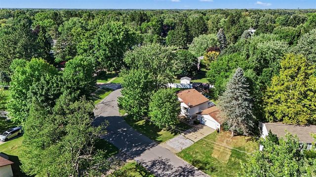 1300 Crescent Street, Greenville, MI 48838