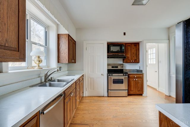 1027 Bethel New Richmond Road, New Richmond, OH 45157