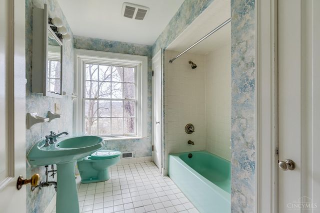 1027 Bethel New Richmond Road, New Richmond, OH 45157