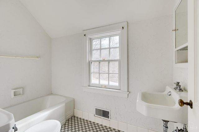 1027 Bethel New Richmond Road, New Richmond, OH 45157