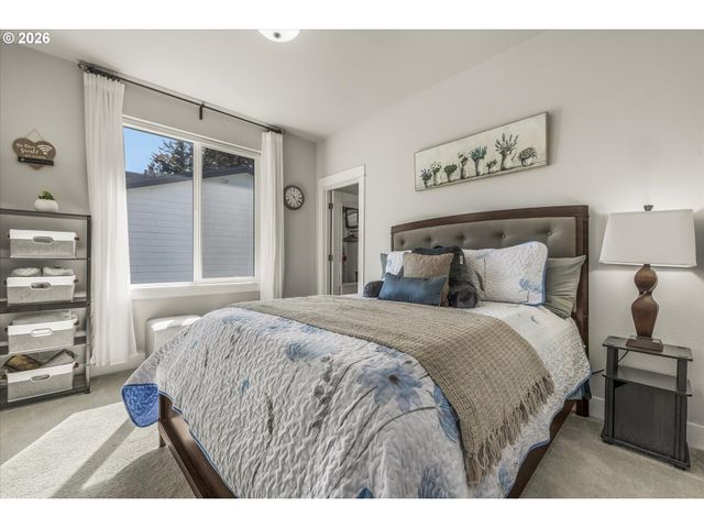 14952 Se TENDERFOOT Ln, Happy Valley, OR 97086