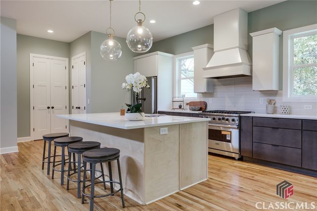 290 Hodgson Drive, Athens, GA 30606