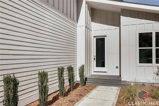 290 Hodgson Drive, Athens, GA 30606