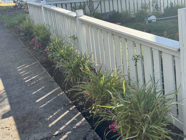 1105 WASHINGTON St, Oregon City, OR 97045