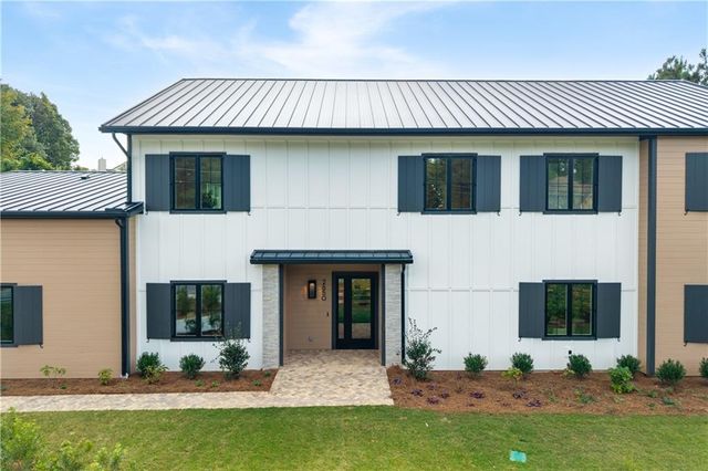 2650 ROSWELL Road, Marietta, GA 30062